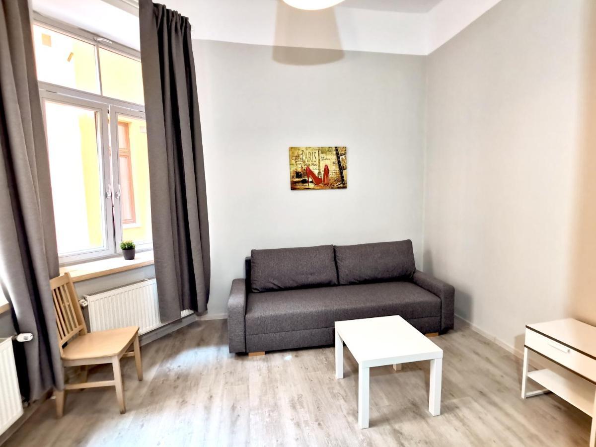 Lacplesa Downtown New 2-Bedroom Apartment รีกา ภายนอก รูปภาพ