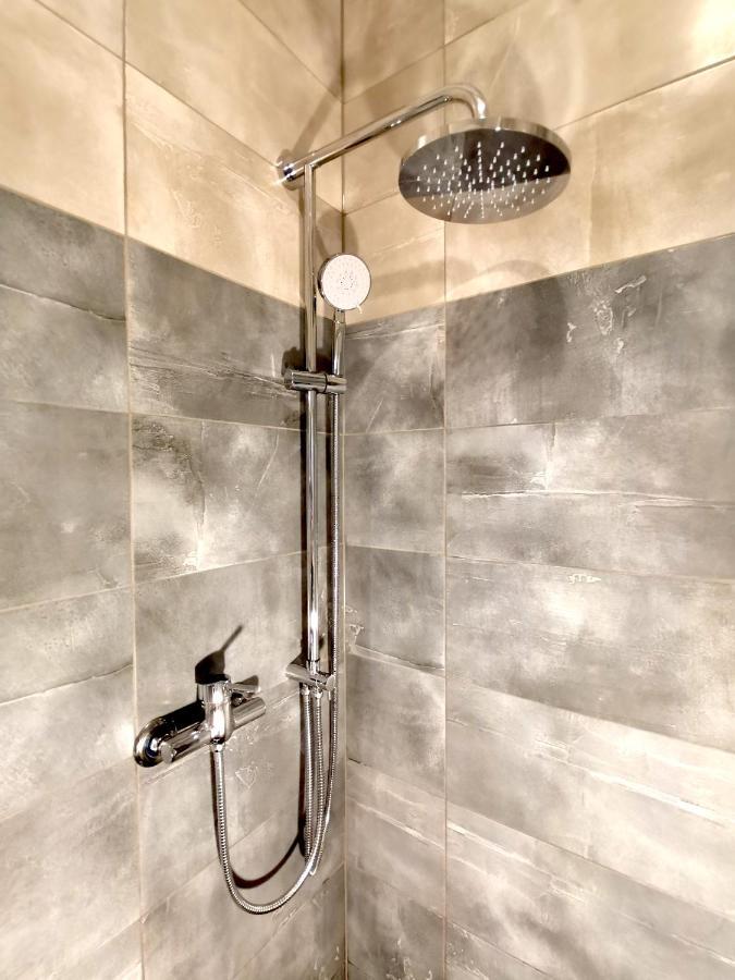 Lacplesa Downtown New 2-Bedroom Apartment รีกา ภายนอก รูปภาพ